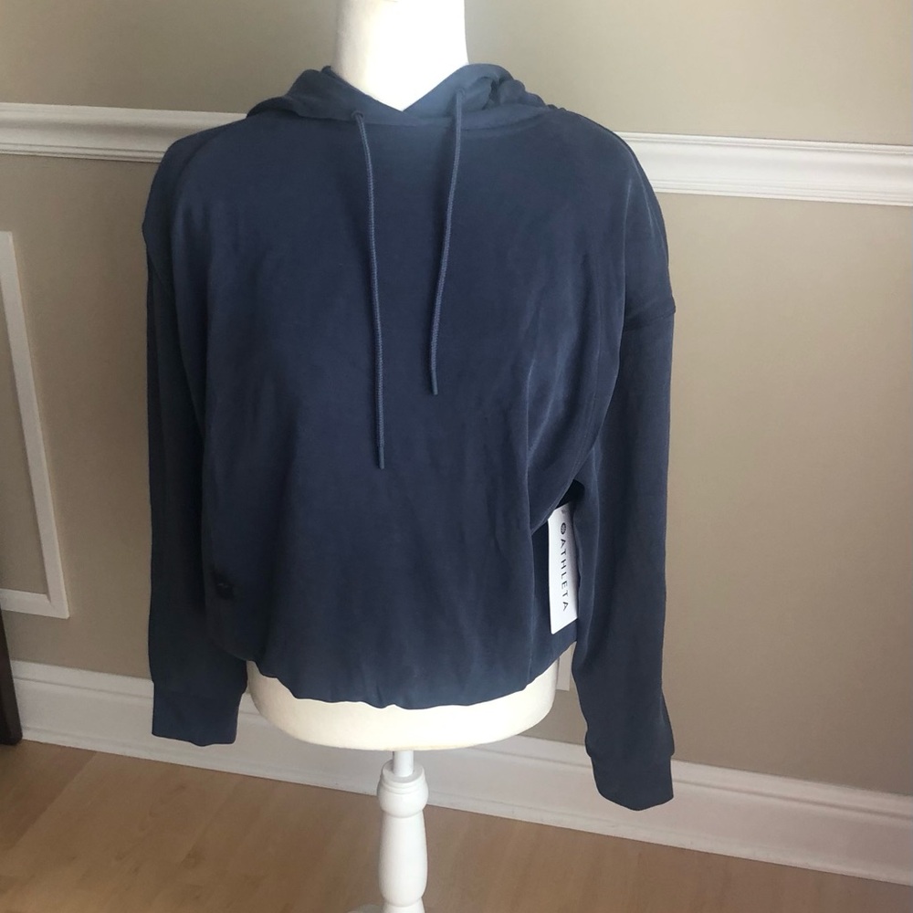 New Athleta. Seasoft bubble, hem hoodie, sweatshirt - Picture 5 of 11
